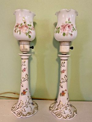 Pair Vtg MCM porcelain  boudoir lamps pink roses gold trim WITH GLASS SHADES