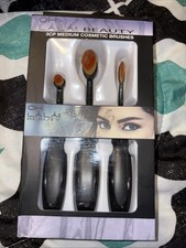 Oh La La  3 PC Makeup Beauty Brush Flexible Tilted Handle Velvet Bristles NEW