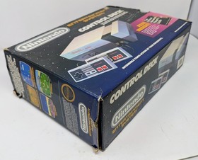 Nintendo NES Control Deck Console Bundle w Box, Guide, Zapper, & Mario - Tested!