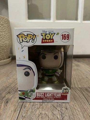 Funko Pop 143 Toy Story Buzz Lightyear Vinyl Figure