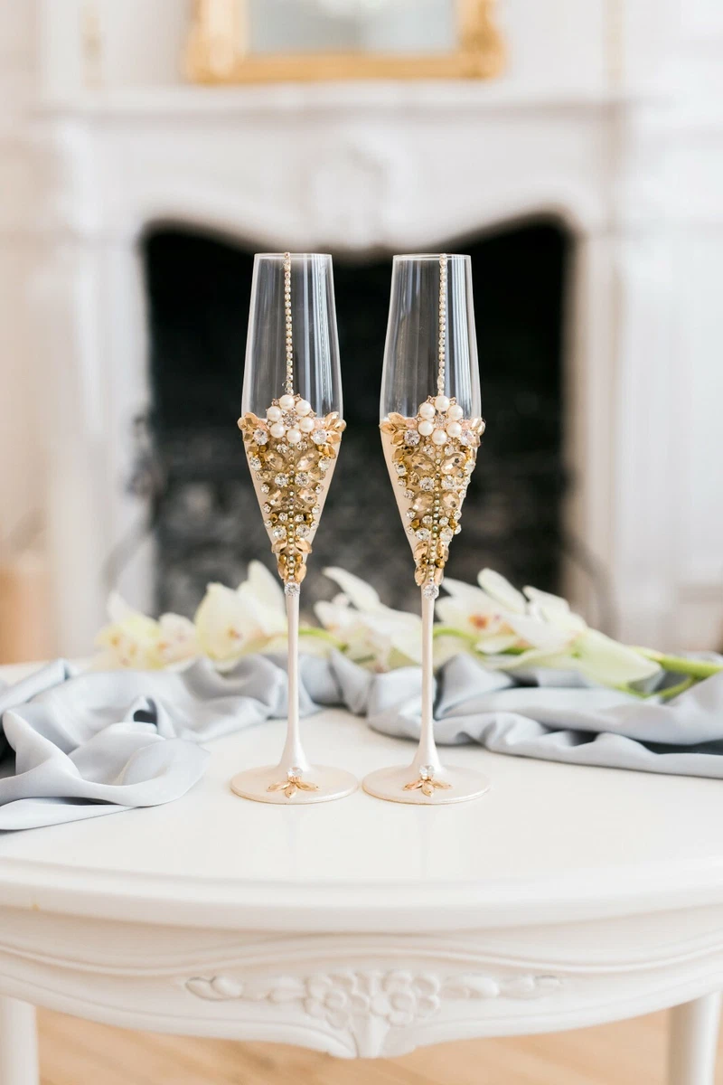 Wedding champagne flutes 2pcs with engraving