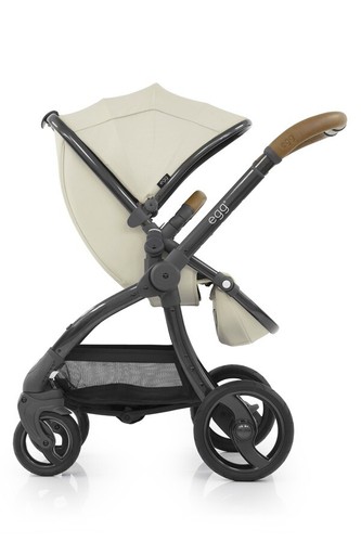 Egg Pram Jurassic Cream Great Condition 