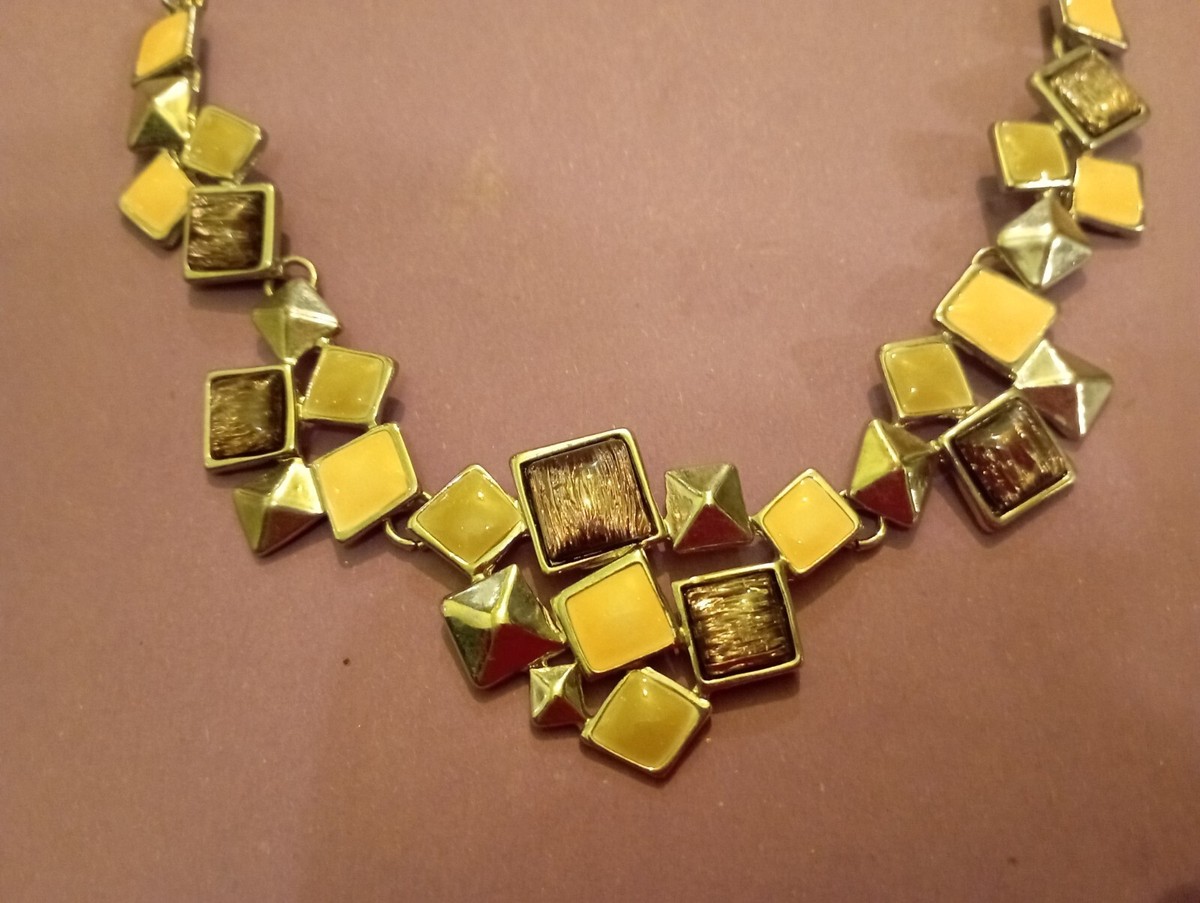 Collier Sautoir Fantaisie Armand Thierry - Ruban, Métal Et Perles Grises Et Corail, Occasion