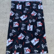 THE CAT in THE HAT Dr Seuss Fleece Material Throw Blanket Cover Up    sj7m37