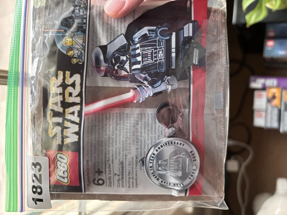 Lego Chrome Darth Vader 10 Year Anniversary Promotional sw218promo-1 Authentic - Image 4 of 4