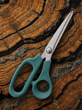 COMFORSHEAR Left Hand Scissors With 4.5" Stainless Blades Synthetic Handles