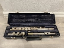 Artley 18-0 flute with hard case. Made in USA. Rough Shape.
