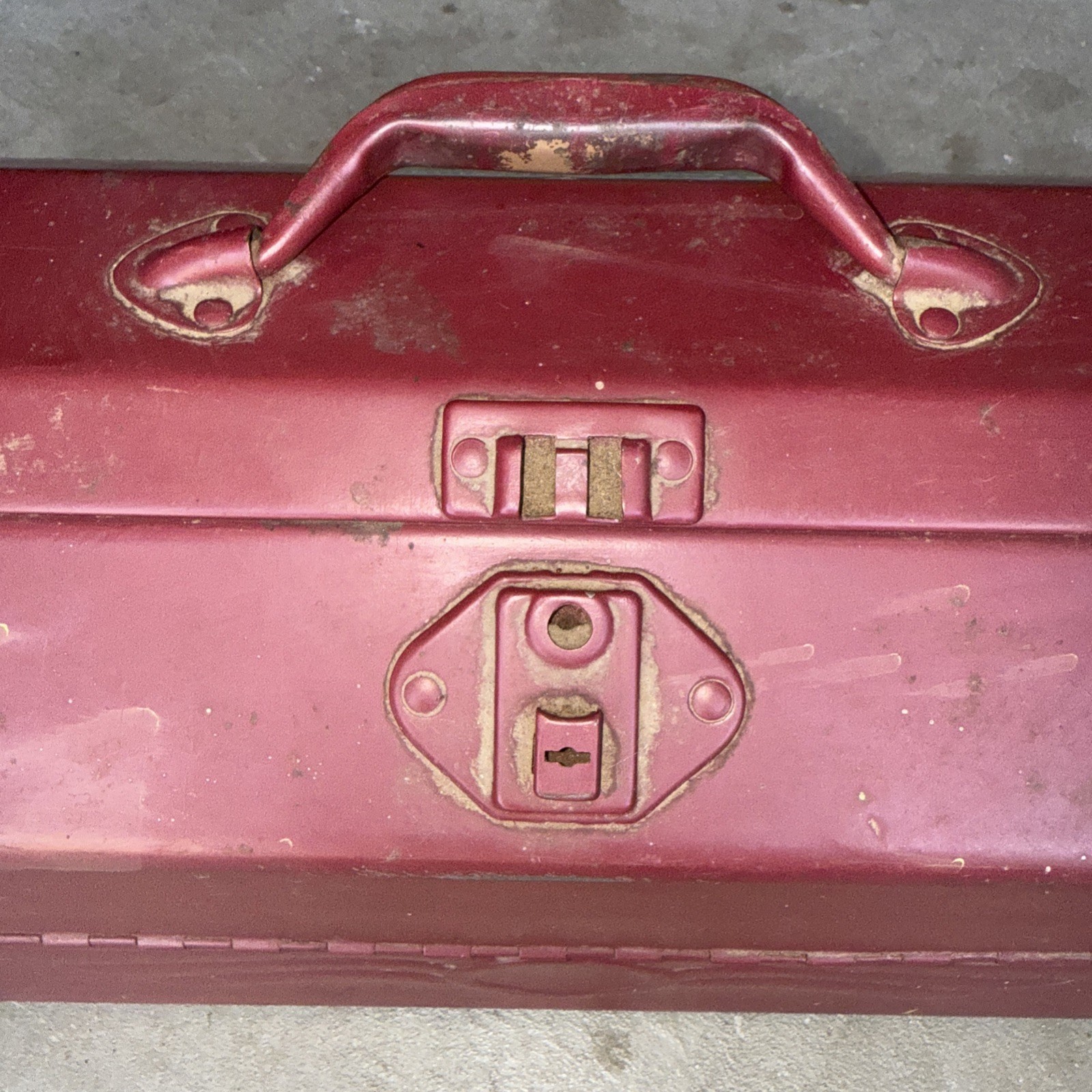 Vintage Simonsen Tackle Box Contents Large 19 X  10.5 X 8.5 Wood Lure Bobbers