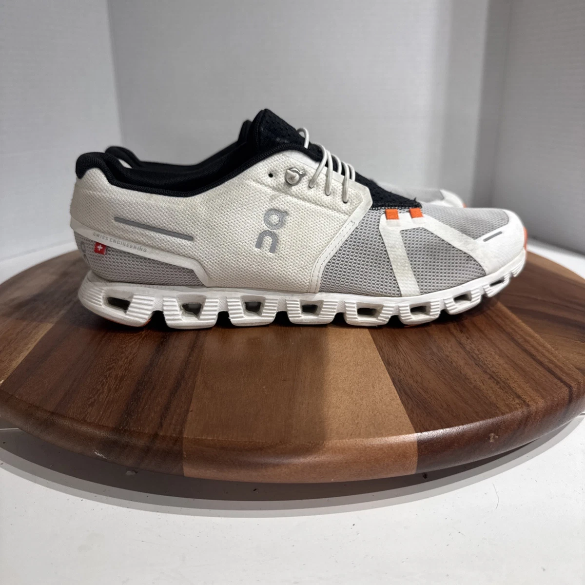 On Cloud 5 Push Running Shoe White Mens Size 10 Black, White  display picture 3