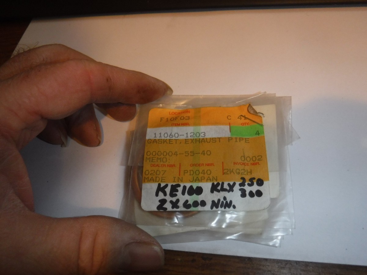 KAWASAKI Genuine NOS ZX600 KE100 KLX 250R KLX 300R Muffler Gasket