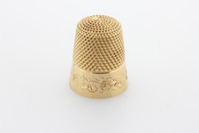 Vintage Estate 1899 Etched 14K Yellow Gold Engraved Textured Sewing Thimble 