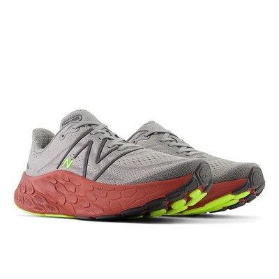 Size 9.5 Men's New Balance Fresh Foam X More V4 Running Shoes