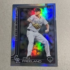 2025 Topps Series 2 “Rainbow Foil” Kyle Freeland #407 Rockies