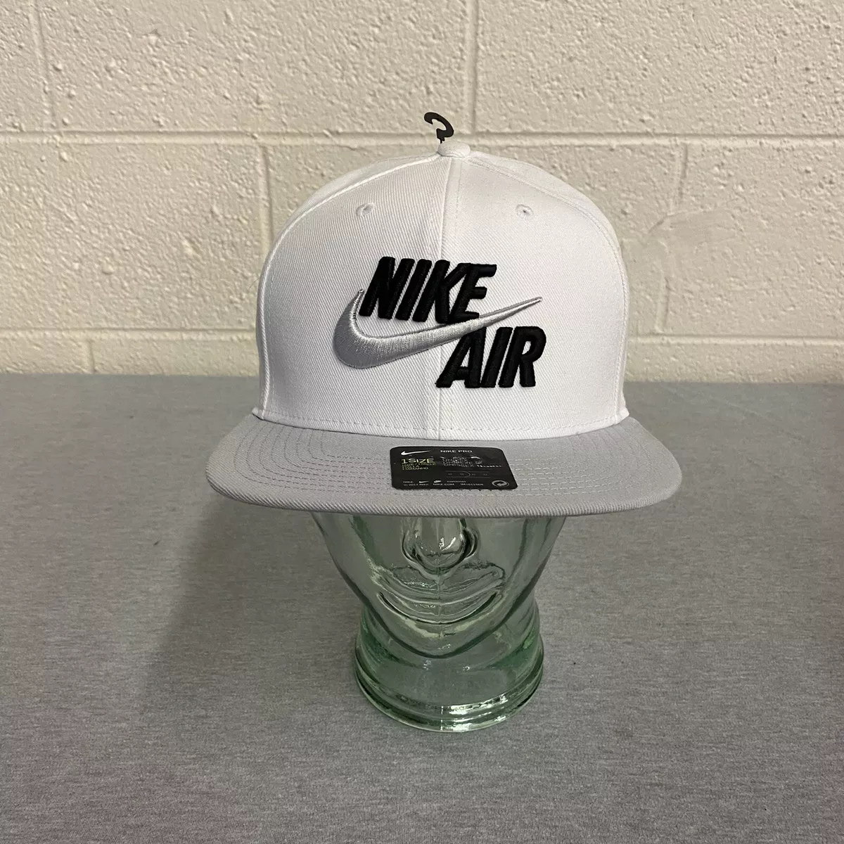Nike Pro Air Classic Snapback AV6699 104