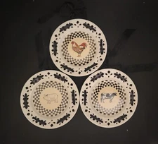 3 Home Decor Accents Decorative Hanging Ceramic Farm Plates ( Pig, Cow, Rooster)