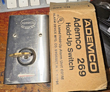 Ademco 269M Interruttore di bloccaggio cablato con coperchio in acciaio inox con chiave