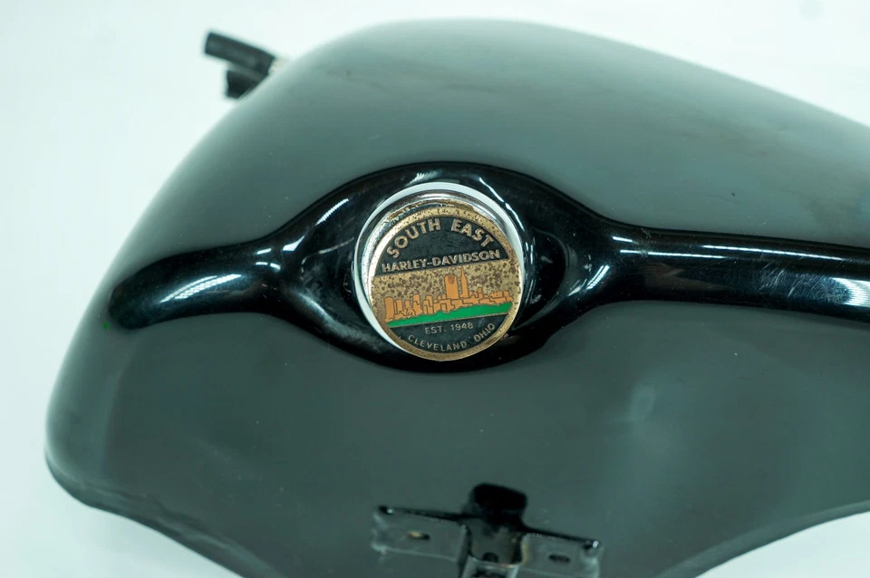 Harley Sportster Hugger XL883 98 OEM tanque de aceite depósito bote 62475-97A 1343 Foto 3 de 4