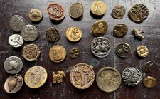 Antique LOT OF 29 Fantastic VICTORIAN ERA METAL PICTURE Birds Plants BUTTONS V.1