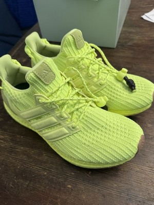 Brand New Adidas x Ivy Park Ultra Boost OG Beyonce Hi-Res Yellow FZ5456 Size 7.5