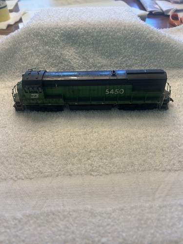 Locomotora Athearn U28B Burlington Northern escala HO #5450 | Zustand: Used