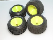 L22-4182 VINTAGE TEAM LOSI GTX 1:10 NITRO TRUCK FRONT REAR TIRES WHEELS