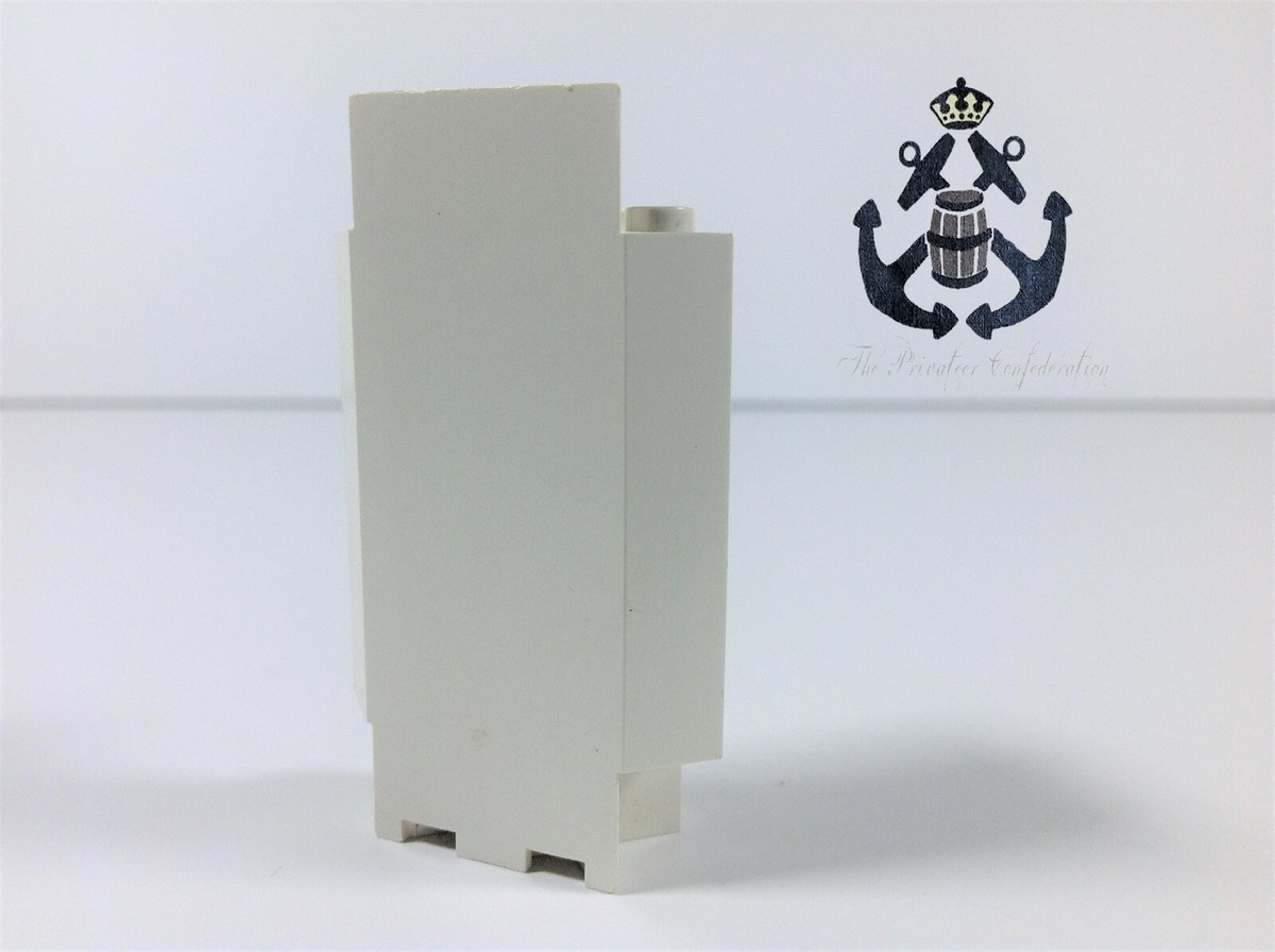 LEGO Vintage White Panel 3 x 3 x 6 Corner Wall 2345 For Classic
