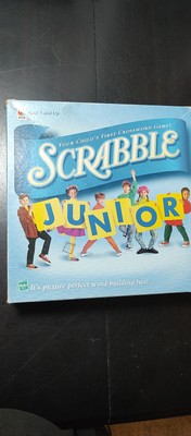 1999 edition Scrabble Junior Board Game Hasbro Milton Bradley