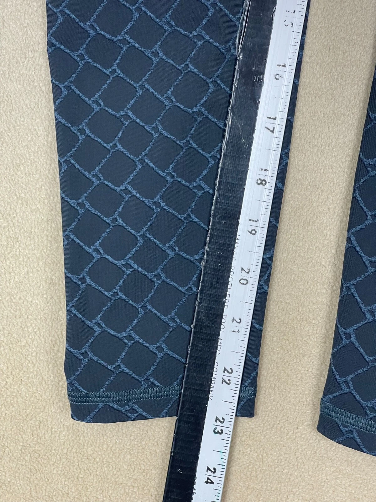 sweaty-betty zero gravity 7/8 length athletic yoga leggings