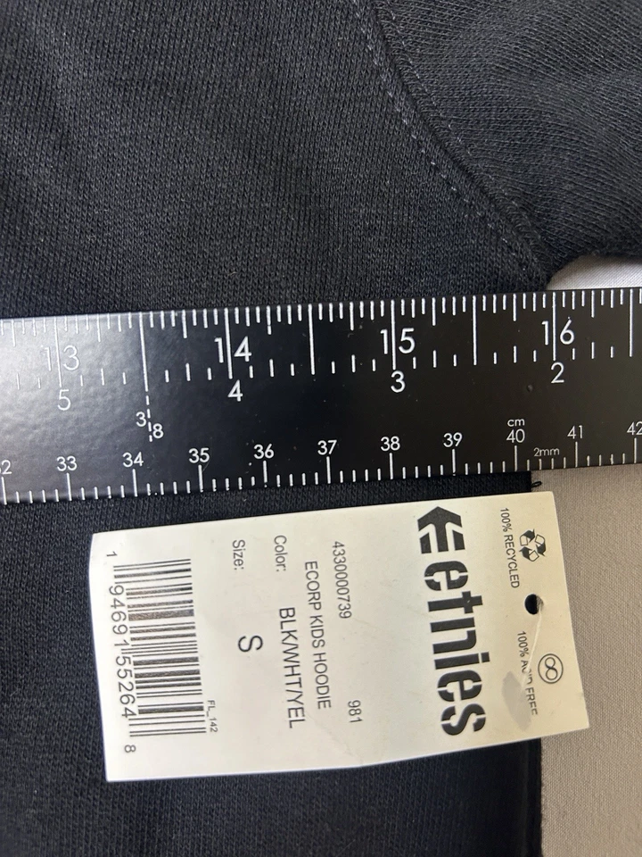 Etnies Black Ecorp Hoodie Kids' Boys' Youth Small Pullover Fleece Skate NWT - Image 4 of 4