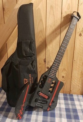 Traveler Guitar Speedster Deluxe E-Gitarre, Reisegitarre mit Effekten +  Tasche 