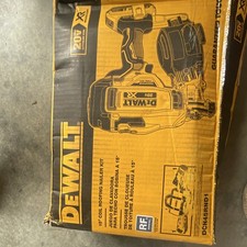 DEWALT XR 20V MAX 15° Cordless Roofing Nailer Kit DCN45RND1