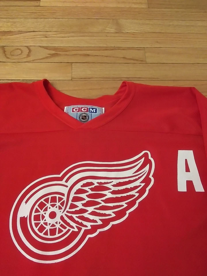 Camiseta deportiva de práctica vintage CCM de Brendan Shanahan Detroit Red Wings NHL para hombre talla L Foto 3 de 4