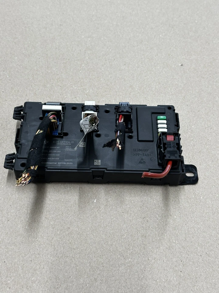 BMW 440I F32 2017-2020 bloque de relé de fusibles trasero carrocería módulo de control unidad BCM OEM Foto 2 de 4