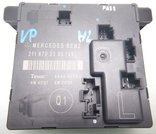 MERCEDES W212 E / TÜRSTEUERGERÄT STEUERGERÄT / hinten links / 2118703385 (VP4)
