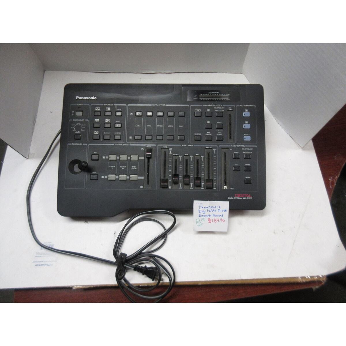 Panasonic Digital AV Mixer Wj-ave5 Ll40411 Switcher Mixing Panasonic Digital AV Mixer Wj-ave5 Ll40411 Switcher Mixing