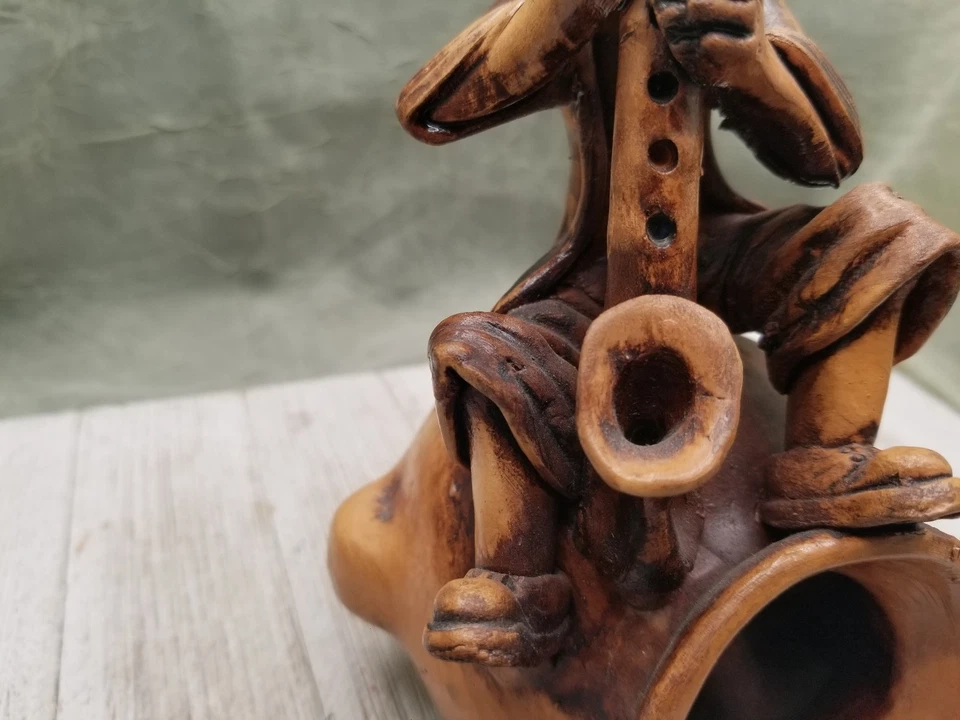 Vintage Brown Clay Hobo Tramp Man Playing Saxophone Musical Cone Incense Burner - Изображение 4 из 4