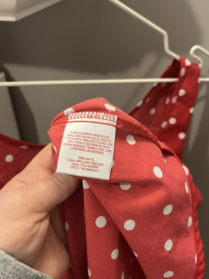 Faded Glory Women’s Medium Sleeveless Red & White Polka Dot Top - Image 4 of 4