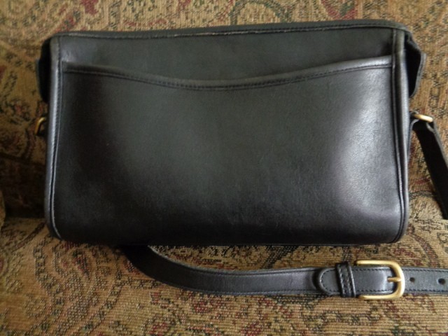 Vintage Coach Taylor Zip 9944 Shoulder/Crossbody Handbag Black