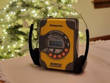 SERVICED  READY TO USE Panasonic RQ-SW10 XBS AM/FM Radio Cassette Player