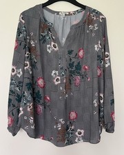 Emma & Olivia Women’s Top - Colourful Modern Design - Trendy Top Size XL