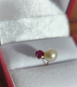 10KT YG PEARL & RUBY POST "SINGLE" EARRING