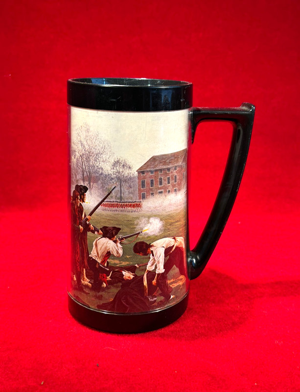 VINTAGE REVOLUTIONARY WAR RELATED DRINK MUG "THE BATTLE OF LEXINGTON"