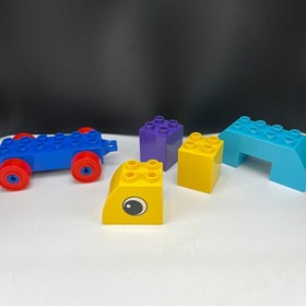 LEGO Duplo Toddler Build and Pull Along (10554) 15 pcs Starter Set + 17 More Pc.