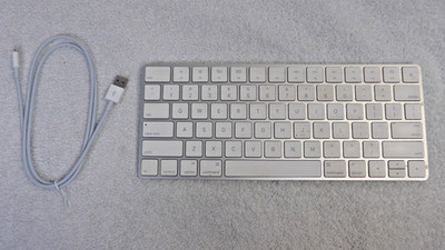 Apple Magic Keyboard Bluetooth US English White Silver Model A1644 Tested