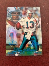 1997 Flair Showcase Baseball Cards 18