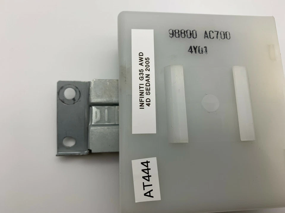 Assento dianteiro sob painel controle módulo de energia fabricante de equipamento original 03-08 Infiniti G35 AWD 4D sedã - Imagem 2 de 4