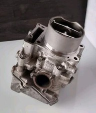 Testata cilindro posteriore Aprilia RSV1000R 2002 - n. parte AP0613408 - Usato