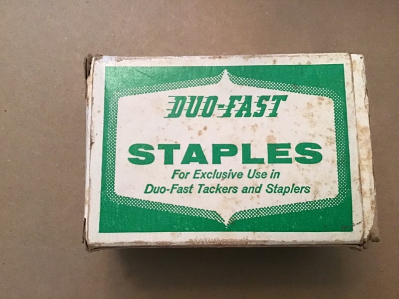 Duo-fast Staples 3/8 " no. 5012C 4500 +  staples in box