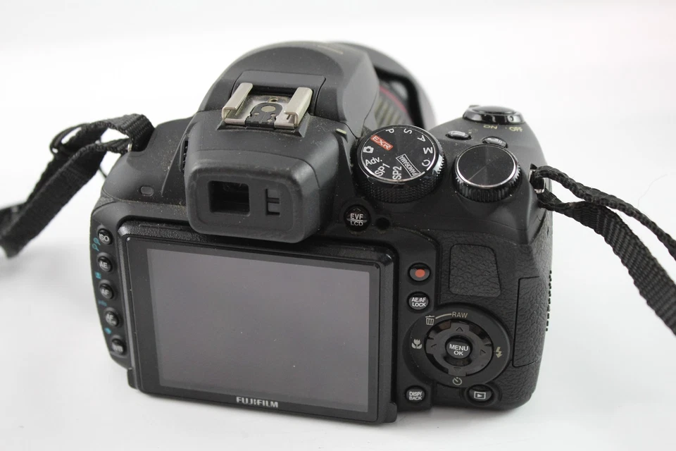 Fujifilm Finepix HS20EXR Digital Bridge Camera Working w/ Fujinon 30x Zoom Lens - Image 3 of 4