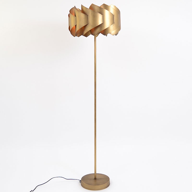 Lampadaire Falcon doré 154cm avec éclairage stable et doux